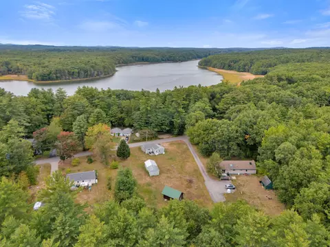 22 Waterside Ln, South Berwick, ME 03908