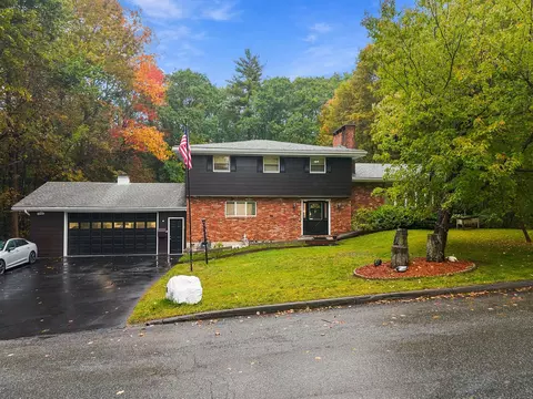 65 Quimby St, Augusta, ME 04330