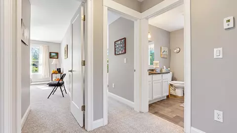 Entry Way - 9 Baxter Ln #1, Gorham, ME 04038 photo 9 of 10
