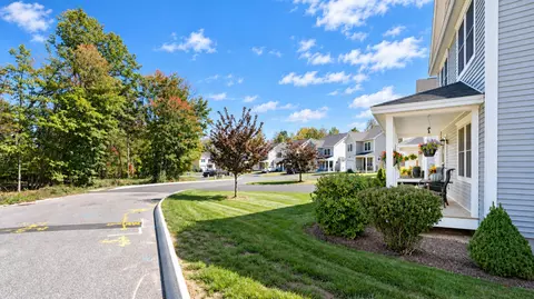 Exterior - 9 Baxter Ln #1, Gorham, ME 04038 photo 8 of 8