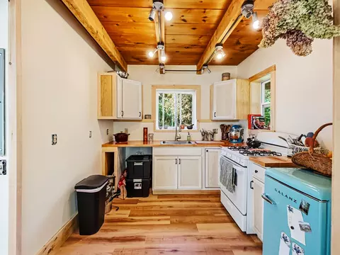 212 Campbell Rd, Garland, ME 04939