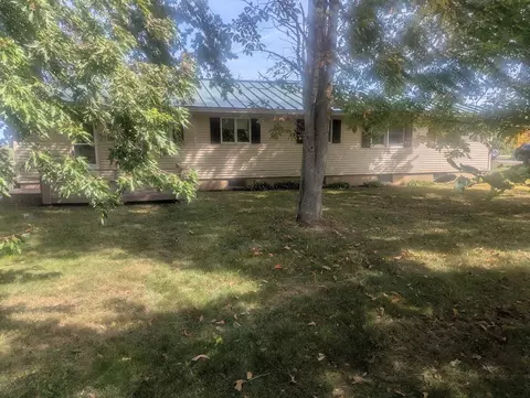 270 Horseback Rd, Carmel, ME 04419