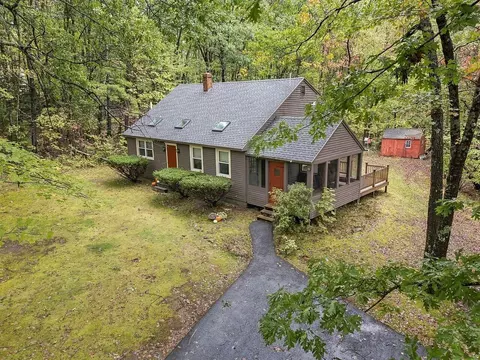 498 Deerwander Rd, Hollis, ME 04042