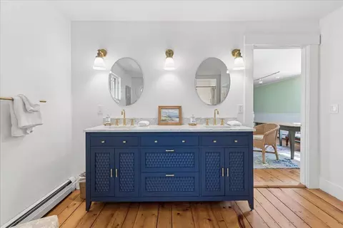 Bath - 80 Main St, Prospect Harbor, ME 04669 photo 5 of 6