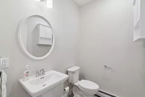Bath - 3 Cottage Ct #10, Gorham, ME 04038 photo 1 of 3
