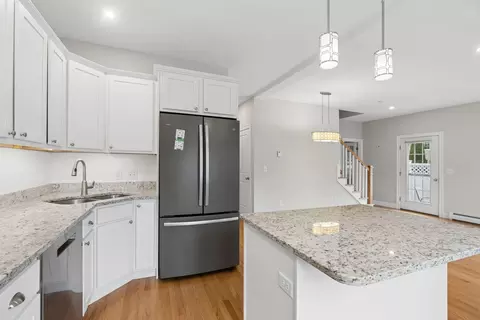 Kitchen - 3 Cottage Ct #10, Gorham, ME 04038 photo 2 of 2