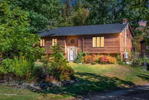 29 Beech Grove Ave, Glenburn, ME 04401