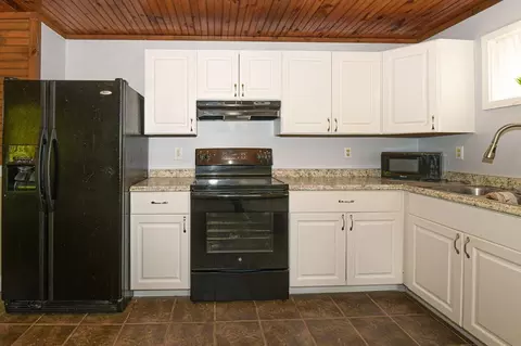 Kitchen - 561 Harrison Rd, Naples, ME 04055 photo 1 of 1