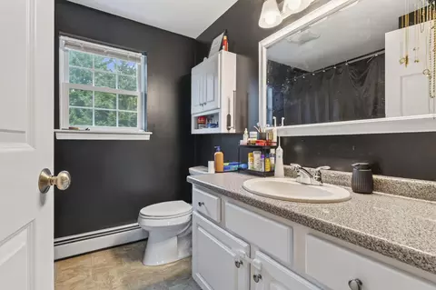Bath - 184 Chute Rd, Windham, ME 04062 photo 1 of 3