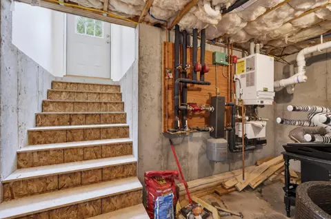 Entry Way - 184 Chute Rd, Windham, ME 04062 photo 2 of 2