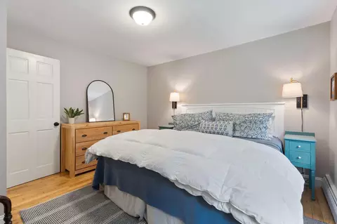 Bedroom - 12 Kendall Ln #B, Freeport, ME 04032 photo 4 of 7