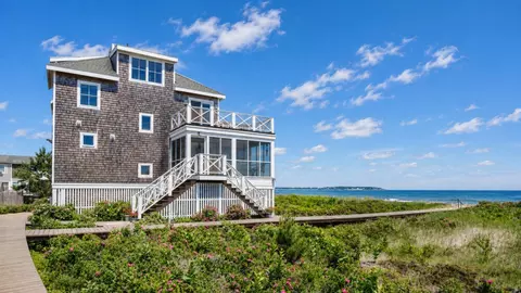 193 E Grand Ave #10, Old Orchard Beach, ME 04064
