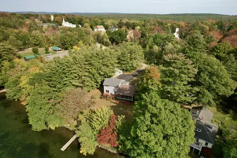 36 Beach Rd, Monmouth, ME 04259