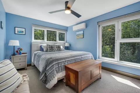 Bedroom - 55 Intervale Rd, Freeport, ME 04032 photo 2 of 5