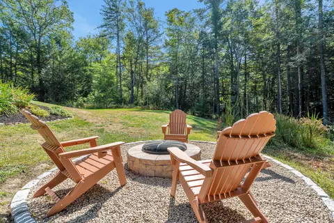 Exterior - 55 Intervale Rd, Freeport, ME 04032 photo 7 of 14