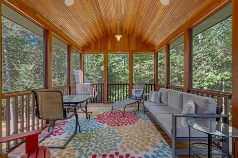 Exterior - 55 Intervale Rd, Freeport, ME 04032 photo 11 of 14
