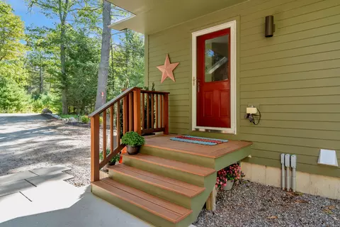 Exterior - 55 Intervale Rd, Freeport, ME 04032 photo 10 of 14