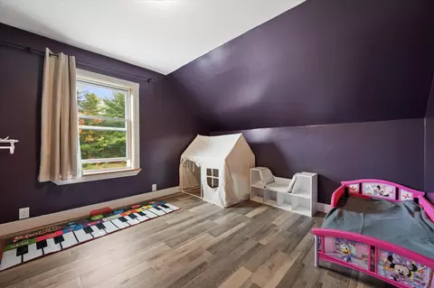 Bedroom - 4937 Bennoch Rd, Lagrange, ME 04453 photo 1 of 3