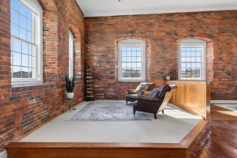 Living - 2 Main St #18-501, Biddeford, ME 04005 photo 7 of 10