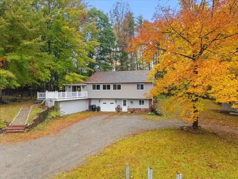 4 Mountain High Dr, Orrington, ME 04474