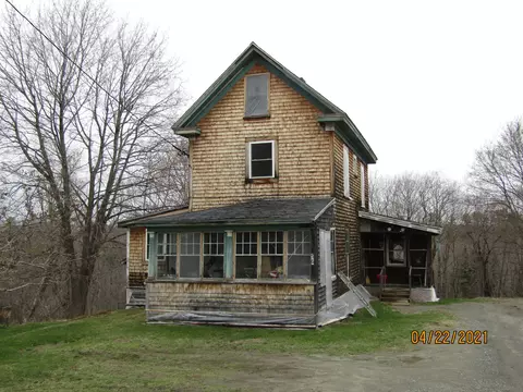 76 Riverside St, Milo, ME 04463