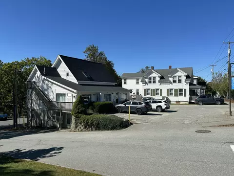 13 15 High St, Ellsworth, ME 04605