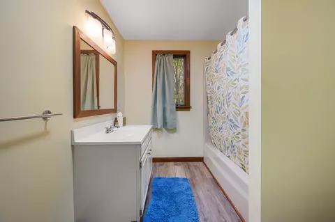 Bath - 77 Mcclellan Dr, Glenburn, ME 04401 photo 4 of 5