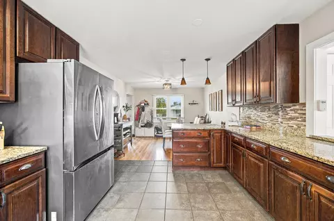 Kitchen - 3 Clover Ln, Brewer, ME 04412 photo 2 of 3