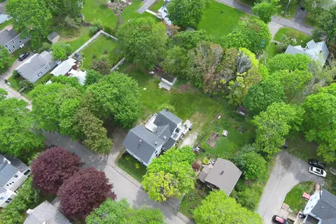 20 Chestnut St, Rockland, ME 04841