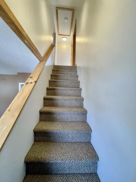 Entry Way - 120 Prospect St, Millinocket, ME 04462 photo 3 of 6