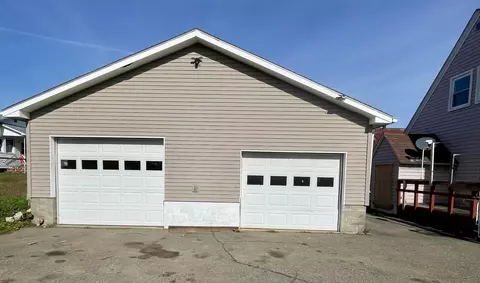 Exterior - 120 Prospect St, Millinocket, ME 04462 photo 6 of 14
