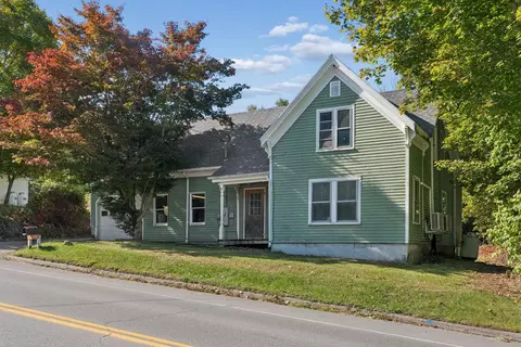 27 Ingraham Dr, Owls Head, ME 04854
