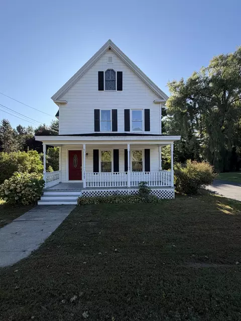 1409 State St, Veazie, ME 04401