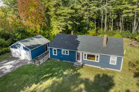 137 Bayview Rd, Nobleboro, ME 04555