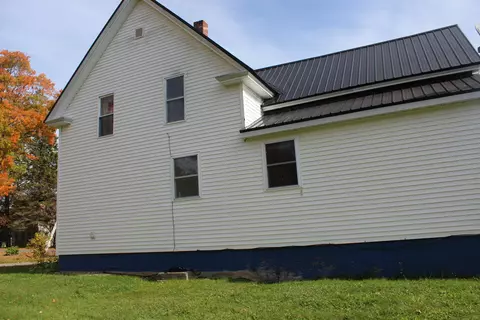 Exterior - 16 Pleasant St, Patten, ME 04765 photo 5 of 9