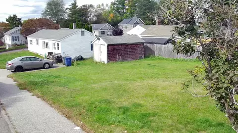 160 W Pleasant St, Westbrook, ME 04092
