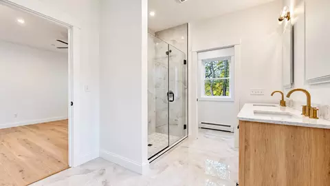 Bath - 3 Walker Dr #101, Saco, ME 04072 photo 6 of 11