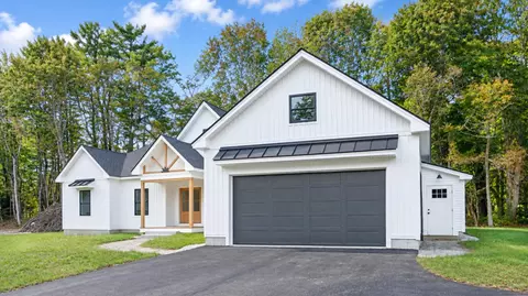 Exterior - 3 Walker Dr #101, Saco, ME 04072 photo 7 of 18