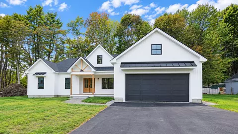 Exterior - 3 Walker Dr #101, Saco, ME 04072 photo 3 of 18