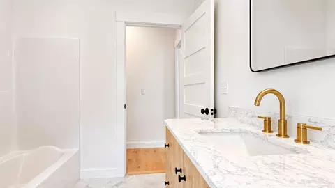 Bath - 3 Walker Dr #101, Saco, ME 04072 photo 11 of 11