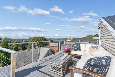 135 Congress St #3, Portland, ME 04101