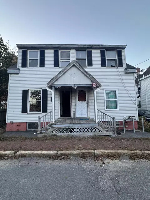 15 Russell St, Portland, ME 04102