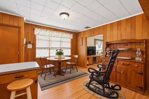 Dining - 41 Middlesex Rd, Topsham, ME 04086 photo 2 of 2
