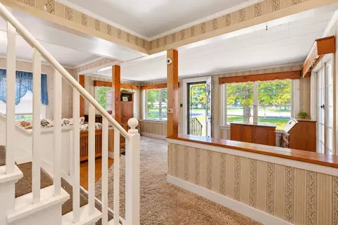 Entry Way - 41 Middlesex Rd, Topsham, ME 04086 photo 4 of 4