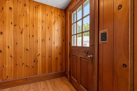 Entry Way - 41 Middlesex Rd, Topsham, ME 04086 photo 1 of 4