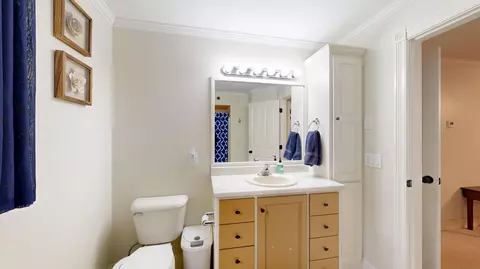 Bath - 33 Quarry Dr, Readfield, ME 04355 photo 6 of 12