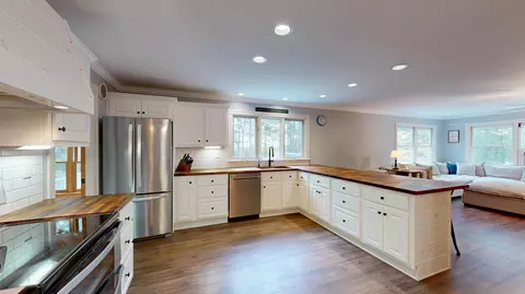 Kitchen - 33 Quarry Dr, Readfield, ME 04355 photo 2 of 15