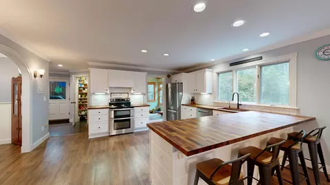 Kitchen - 33 Quarry Dr, Readfield, ME 04355 photo 9 of 15