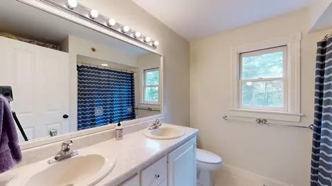 Bath - 33 Quarry Dr, Readfield, ME 04355 photo 3 of 12