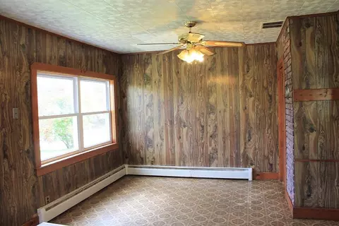 Living - 4 True Rd, Clinton, ME 04927 photo 1 of 4